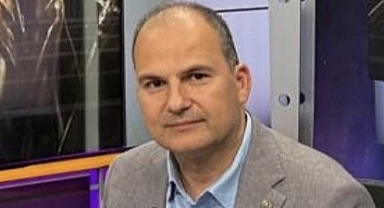 Адвокат Айкут Явуз: От преподавателя языков до выдающегося юриста в Турции