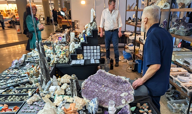 Крупнейшая ювелирная выставка Европы открылась в Вильнюсе